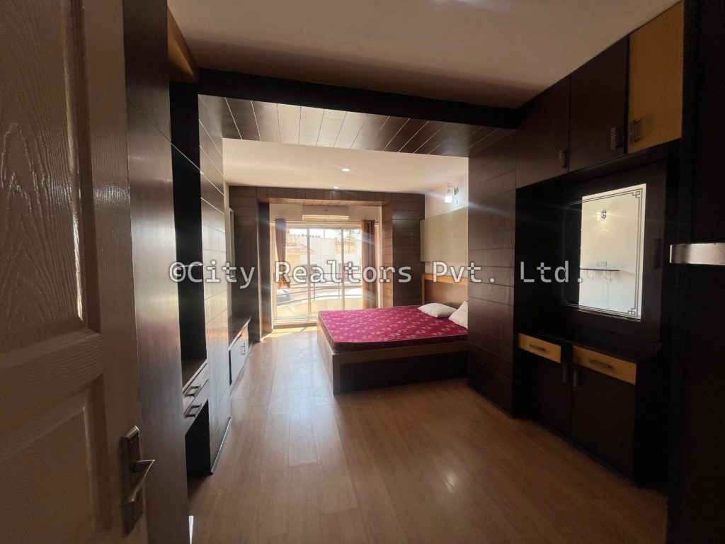5 BHK Apartment For Rent In Cityview Apartment , Bakhundole
