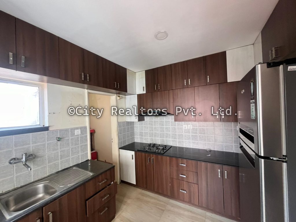 5 BHK Apartment For Rent In Cityview Apartment , Bakhundole