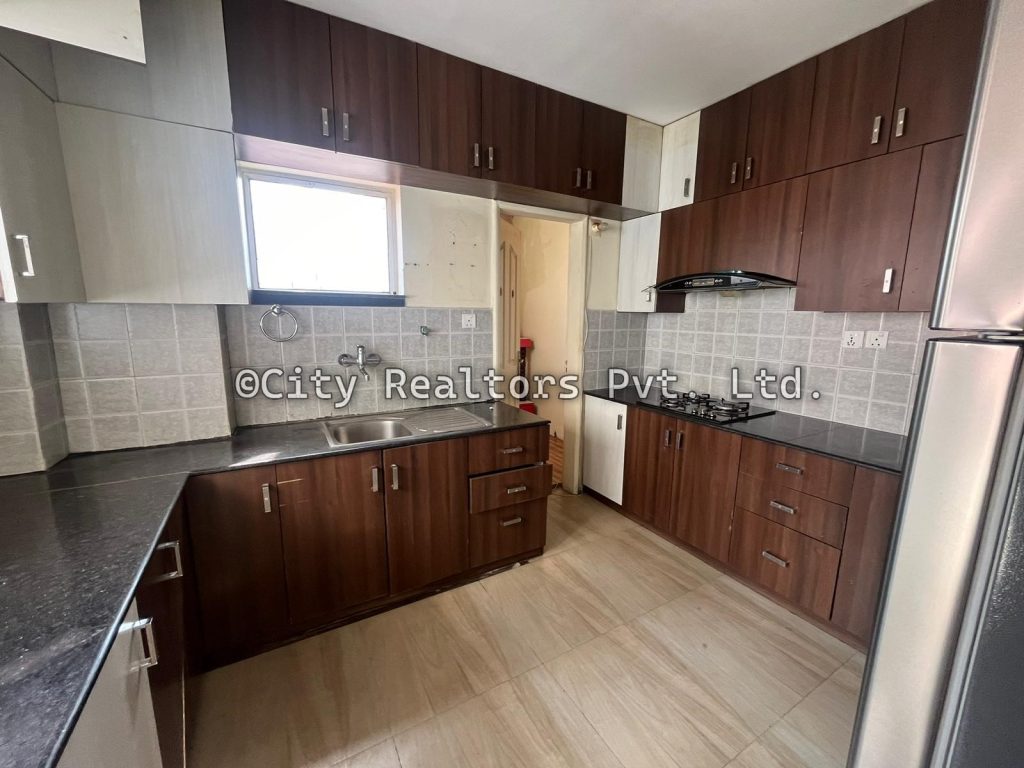 5 BHK Apartment For Rent In Cityview Apartment , Bakhundole